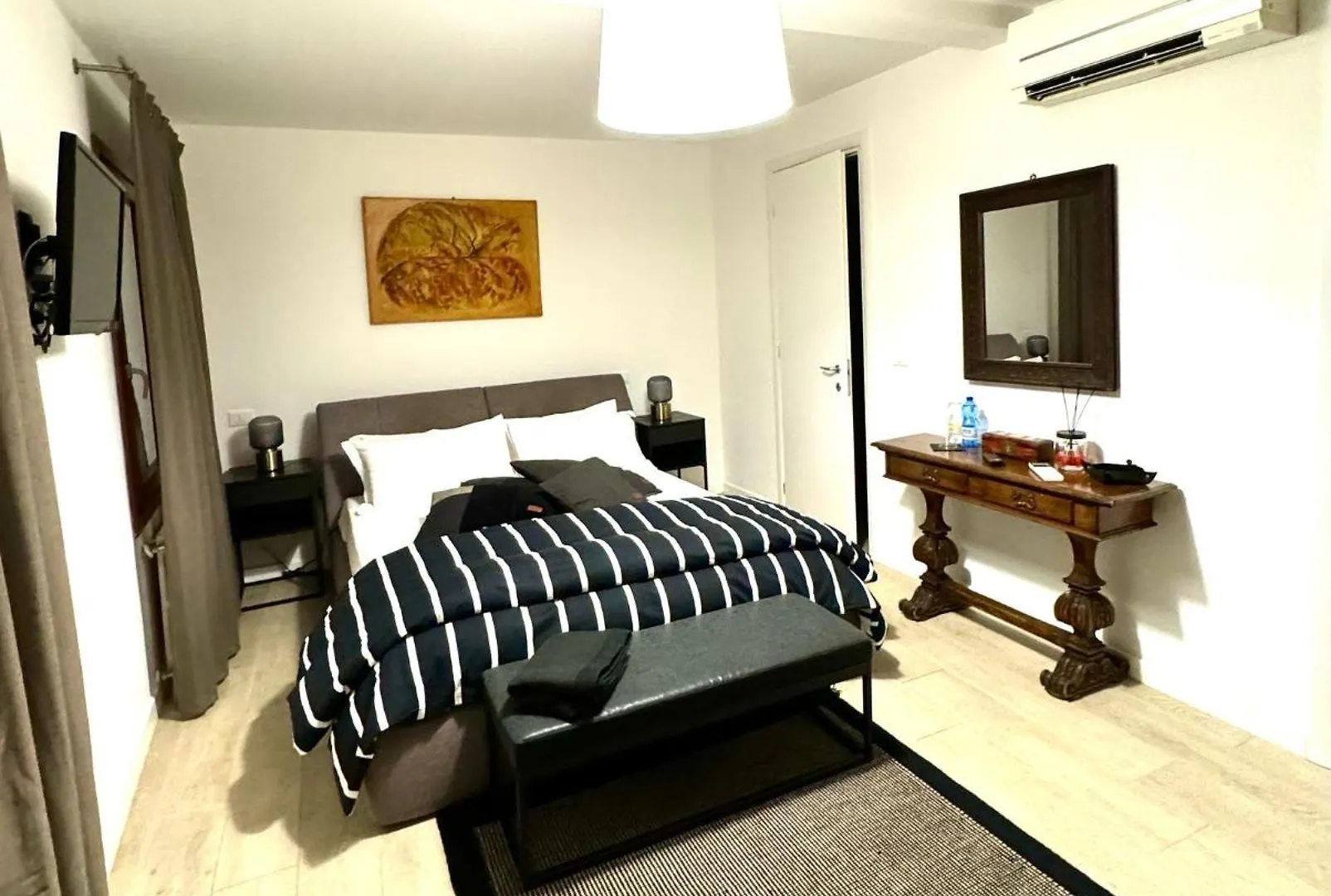 B&B Fortuny Venice Bed & Breakfast