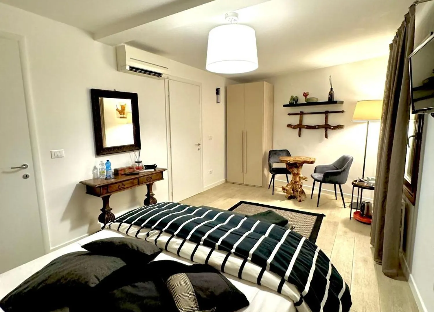 B&B Fortuny Venecia 2*,